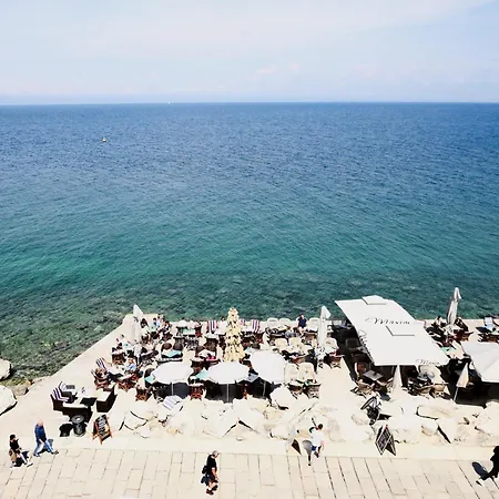 Punta Beachfront Exclusive Apartman Piran
